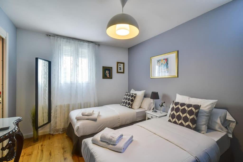 Big Stylish And Modern Apartment In Madrid Centre Exterior foto